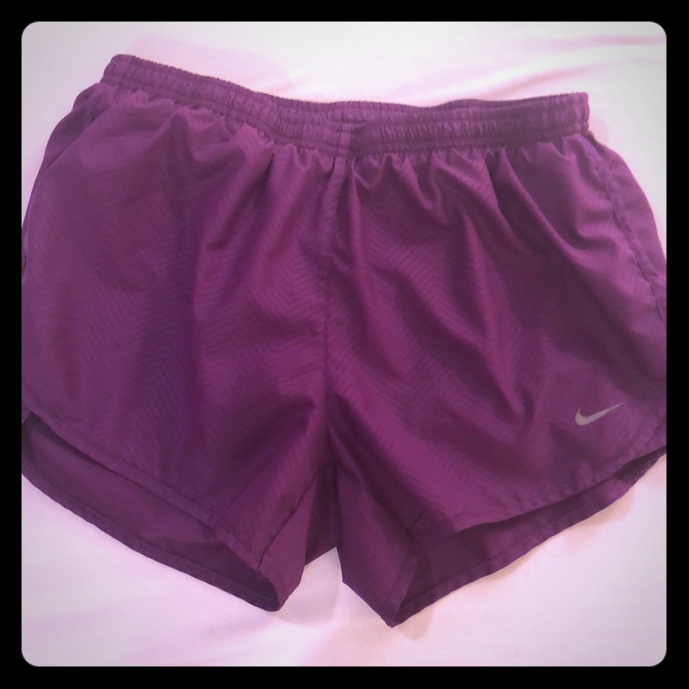 Women’s Nike Tempo Shorts